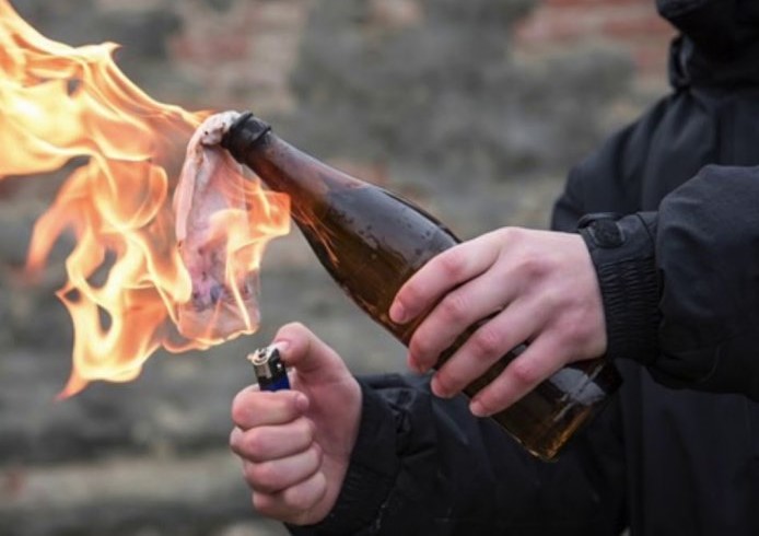 Kesal Pinjaman tidak Dikabulan, Bank di Touna, Sulteng Dimolotov