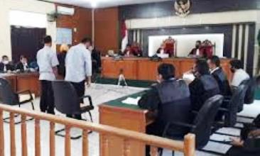 Aneh, Yang Terima Aliran Uang Korupsi Terdakwa Amril Mukminin Kok Balon Bupati Bengkalis Semua Ya..?