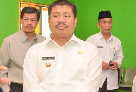 Bupati Amril Dipanggil KPK Sebagai Saksi Korupsi Jalan Batu Panjang