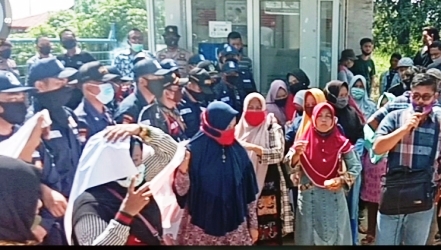 PT SLS Pelalawan "Ingkar Janji", Warga: Semoga Tim RSPO dan ISPO Mendengar!