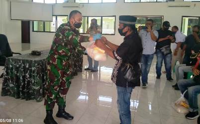Kodim 0303 Bengkalis Berikan Bantuan Sembako Pada Wartawan