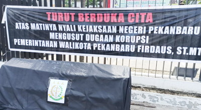 Kejari Pekanbaru Disebut "Mati Kutu" Usut Dugaan KKN Firdaus dan Kroninya