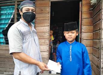 Seperti tahun Sebelumnya Mesjid Al-Mubaraq Kali Ini Bantu Anak Yatim Rp. 700 Ribu
