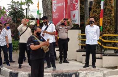 Demo - Ijazah Paket C Wabup Kuansing, Halim Disoal