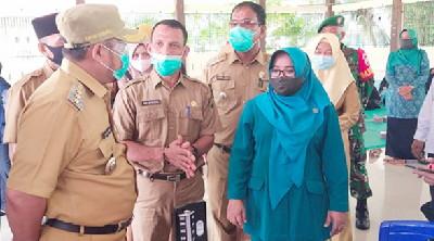 Bupati Catur Tinjau Pelayanan KB Serentak