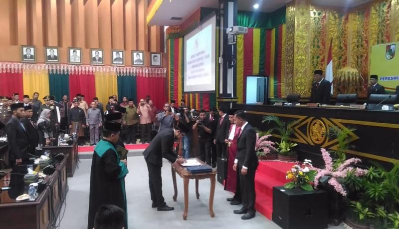 Amanah Wakil Ketua DPRD Pekanbaru di Percaya Kepada Ginda Burnama