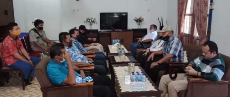 Terbukti Lalai Terhadap Kewajiban Karyawan ! PT Salim Invomas Pratama Akhirnya Penuhi Kesepakatan