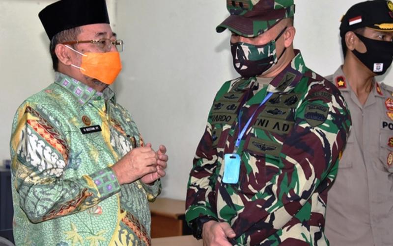 Plt Bustami Serahkan Bantuan Pada 34.277 KK, Dibagikan Merata Kesemua Warga Bengkalis