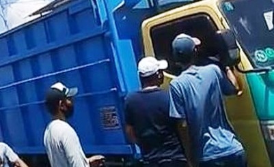 Preman Pemalak Sopir di Palembang Ditangkap