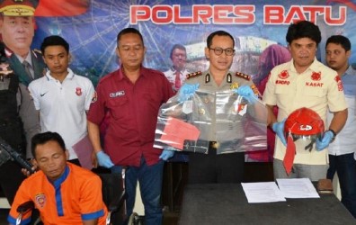 Pada Pelaku Pecah Kaca Mobil Polisi Berikan Tindakan Terukur Karena Melawan