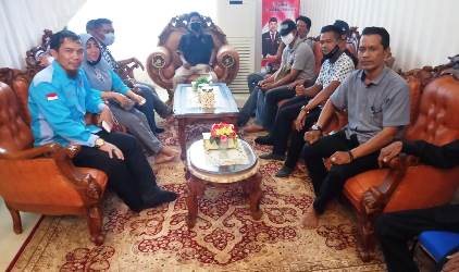 Bustami; Media Berperan Menjadi Gugus Terdepan Sosialisasikan Perkembangan Covid-19