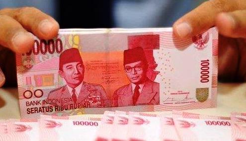 BLT Dipotong Rp.500 Ribu Dikembalikan Kades Pada Warganya di Desa Kepuhanyar