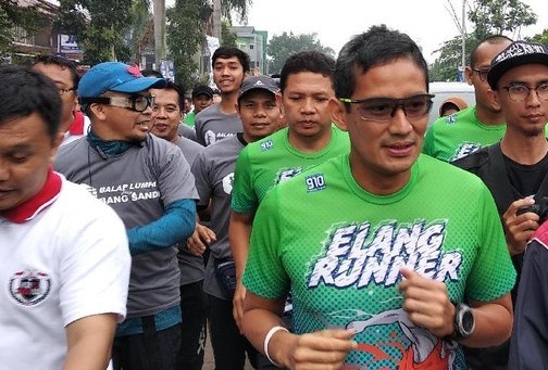 Sandiaga Uno Sarankan Menteri Nonton Debat Dirumah