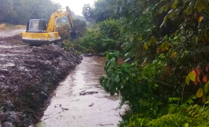 Cepat Tanggap, Plh Bustami Dapat Dua Jempol, Solihin: Cara Bupati Ini Patut Diteladani