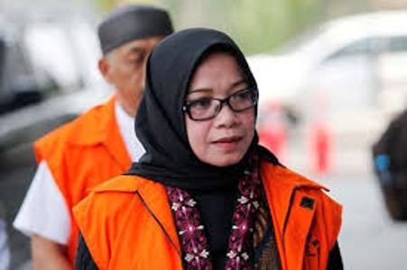 Saat Sidang Eni Saragih Janji Akan Buka-bukaan