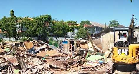 Warung "Esek-esek" Blok Jongor, Jabar Rata Dengan Tanah