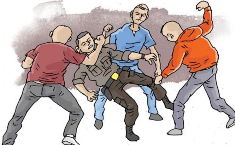 Arbain Dikeroyok Puluhan Massa di Kuansing