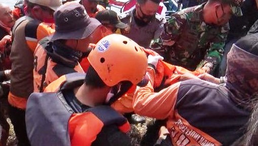 Demi Bapak Selamat, Alfian Kehilangan Nyawa