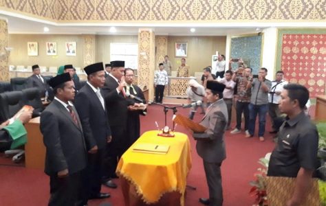 Nasaruddin Pimpin Rapat Paripurna PAW Tiga Dewan