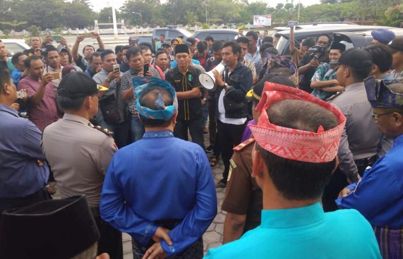 Heboh, Diberitakan Demo Tandingan Oknum Wartawan Inhil Meradang