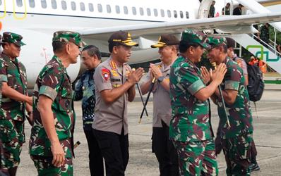 Panglima TNI Marsekal Hadi Tjahjanto dan Kapolri Jenderal Pol Idham Azis Tiba di Riau