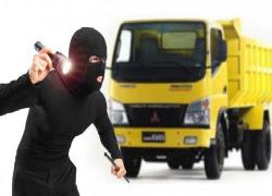 "Rampas" Truk Nasabah, OJK Diminta Awasi PT Artha Asia Finance Pekanbaru