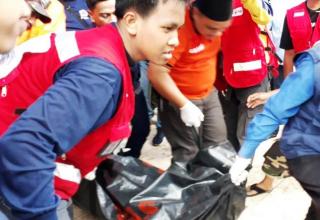 Pagi Ini Empat Jenazah Korban Tsunami Tanpa Identitas Ditemukan di Cinangka