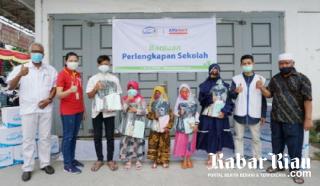 Rumah Yatim Cabang Pekanbaru Bersama Alfamart Salurkan Bantuan Pada Ratusan Warga Tirta Siak