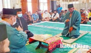 Sampang Memutuskan Memeluk Islam, Nama Barunya Abdul Aziz Al Faruqi