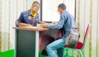 Diduga Tilap Fee Akasia Group PT Indah Kiat, Kades Pulau Muda Dilaporkan