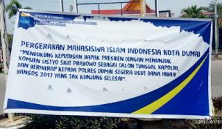Spanduk Usut Kasus Dugaan Korupsi Hibah Bansos Dumai Terpajang, Mahasiswa; Mana Janjimu Pak Kapolri