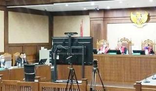 Pengacara Nurhadi Bantah Suap, Berkilah Uang Proyek