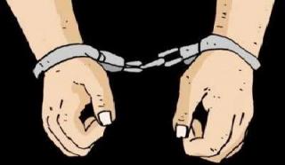 Istri Karauke Suami Mengamuk Dampaknya Malah Tetangga yang Dicangkul