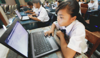 Diduga Operator Sekolah, Siswa SDN Inpres 6/75 Madidir Terlambat Ujian Online