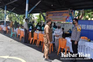 Target 1.500 Orang, Mapolres Inhu Jadi Sentra Vaksinasi Masyarakat Lansia 