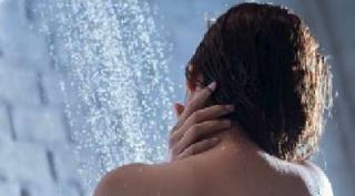 Heboh, Perekam dan Penyebar Video Wanita Mandi Dipanggil