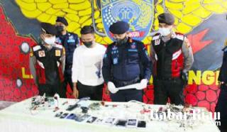 Ciptakan Lapas Bebas dari Barang Terlarang, Kalapas Bengkalis Razia Malam