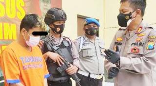 Pacar; Kau Putus Aku Foto Bugilmu dan Video Intim Kita Lihat Situs Porno