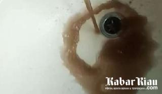 Pasien RSUD Bengkalis Keluhkan Sarana Air Jorok, Kasmarni: Pengelola Supaya Berbenah