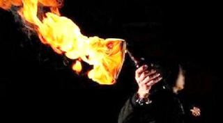 OTD Molotov Rumah Dinas Kadivpas di Bukit Raya Pekanbaru