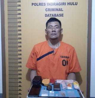 Nyaris Telan 2 Paket Sabu, Satres Narkoba Polres Inhu Bekuk Keken
