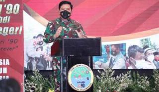 Panglima TNI Memberikan Pembekalan Langsung Kepada Para Alumni Akabri 90 di Tangsel