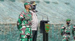 TNI-Polri Gelar Pasukan Pengamanan Jelang Kunjungan Penutupan Peparnas Oleh Presiden RI, Ini Kata Pangdam