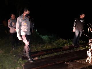 Menjajal Hutan di Malam Hari, Kapolres Inhu Temukan Ilog di Hutan Lindung Kerumutan