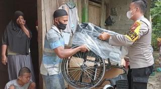 Tak Hentinya Bripka Penerima Pin Emas Kapolri Ini Menunjukkan Baktinya Pada Masyarakat tidak Mampu