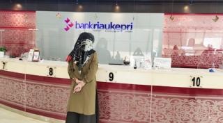Aturan Bank Menyusahkan Nasabah, Dr. Huda : Minta Gubri Perbaiki Kepercayaan Publik Pada Bank Riau Kepri 