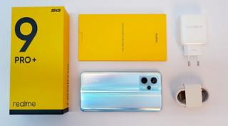 Realme Hadirkan Perangkat Terbarunya Dua Seri Smartphone Flagship in Mid-range