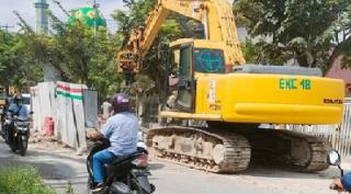 Molor Lagi - Derita Warga Kota Pekanbaru Berkepanjangan, Warga Tagih Maaf PT WIKA dan HK