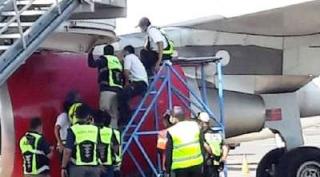 Roda Pesawat Batik Air Amblas di Landas Pacu Juanda, Danang; Kondisi Pesawat Masih Aman