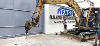 Warga Sekitar Keberatan Dan Resah Dengan Keberadaan CV Fass Di Jalan Letda Sujono